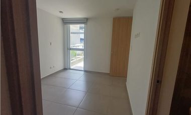 ESPECTACULAR APARTAMENTO EN VENTA AV. CENTENARIO EN PRIMER PISO