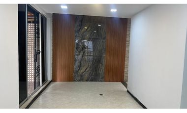 Arriendo Casa 2 Niveles en el Barrio El Ingenio, Cali