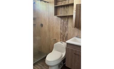 Arriendo Casa 2 Niveles en el Barrio El Ingenio, Cali