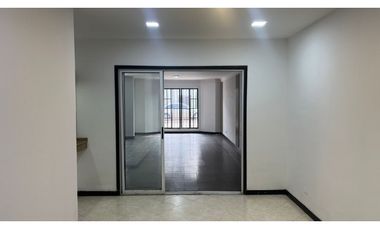 Arriendo Casa 2 Niveles en el Barrio El Ingenio, Cali