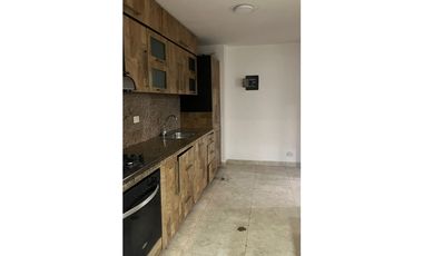 Arriendo Casa 2 Niveles en el Barrio El Ingenio, Cali