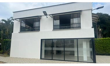Arriendo Casa 2 Niveles en el Barrio El Ingenio, Cali