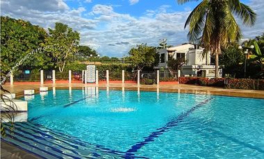 Vive en el Corazón de Flandes Toli. Casa en Condominio