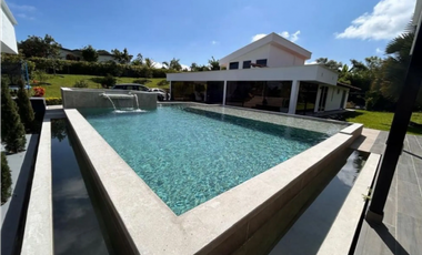 Casa campestre en condominio para arriendo en Cerritos, Pereira!!!