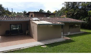 Venta de finca en El Carmen de Viboral - Vd La Palma