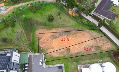 se vende lote 42A para bodega Via Guarne -Aeropuerto