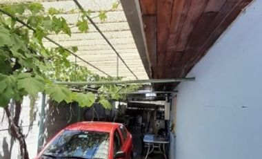 CASA DE 1 PISO GRAN TERRENO 4D 1B 6 ESTC