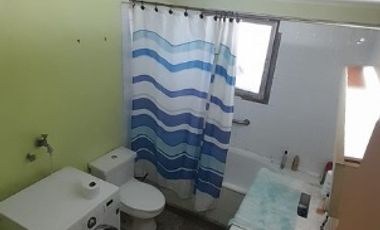 CASA DE 1 PISO GRAN TERRENO 4D 1B 6 ESTC