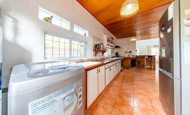 Casa en Venta 4 dormitorios Baigorria