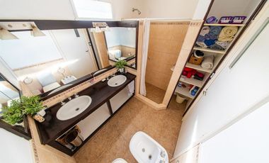 Casa en Venta 4 dormitorios Baigorria