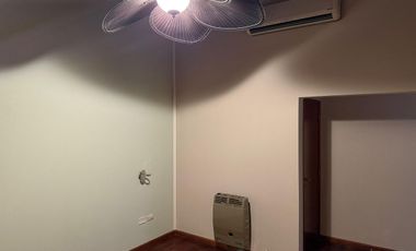 VENTA CASA 4 DORMITORIOS PILETA CLIMATIZADA PILAR