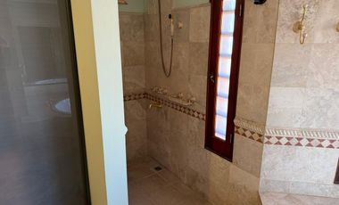 VENTA CASA 4 DORMITORIOS PILETA CLIMATIZADA PILAR