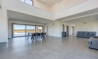 VENTA CHACRA ESTANCIA BENQUERENCIA S. M DEL MONTE
