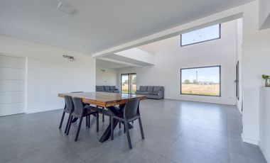 VENTA CHACRA ESTANCIA BENQUERENCIA S. M DEL MONTE