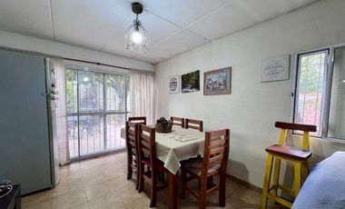 CASA EN VENTA LOBOS 3 DORMITORIOS PARQUE COCHERA
