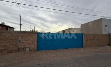 ALQUILER Galpon 200 m2 con 2 oficinas y recepcion.