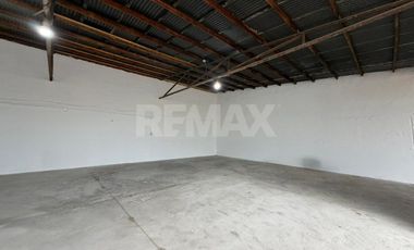 ALQUILER Galpon 200 m2 con 2 oficinas y recepcion.