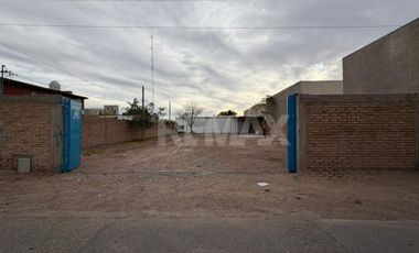 ALQUILER Galpon 200 m2 con 2 oficinas y recepcion.