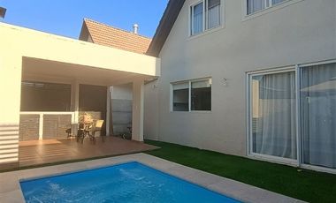 Casa en Arriendo en ALCALDE JULIO ARANGUA NUÑEZ NORTE 311