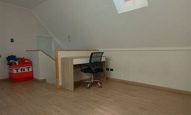 Casa en Arriendo en ALCALDE JULIO ARANGUA NUÑEZ NORTE 311