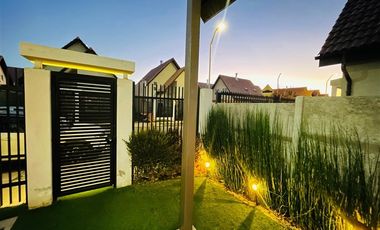 Casa en Arriendo en ALCALDE JULIO ARANGUA NUÑEZ NORTE 311