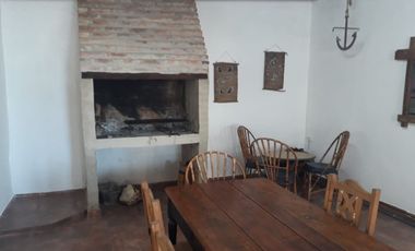 Casa  con pileta en Los Zapallos a pasos del Rio