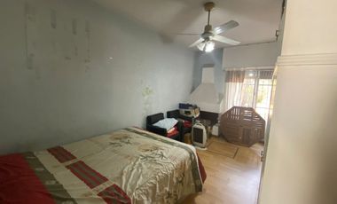 VENTA CASA 4 AMBIENTES BERAZATEGUI CON COCHERA