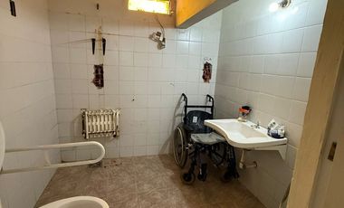 CASA A REFACCIONAR EN JOSE QUINTANA 3357
