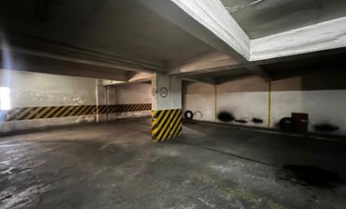 Venta Cochera zona Tribunales excelente ubicación