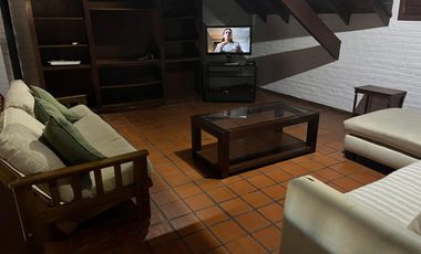 Alquiler casa 5 amb. amueblada village golf.