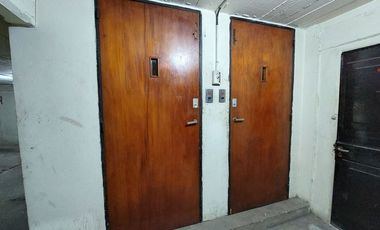 Venta cochera fija cubierta  zona Plaza Mitre