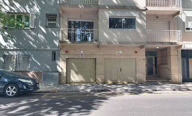 Venta cochera fija cubierta  zona Plaza Mitre