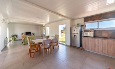 CASA 4 AMBIENTES EN VENTA SAN SEBASTIAN