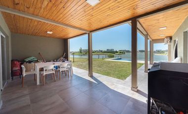 CASA 4 AMBIENTES EN VENTA SAN SEBASTIAN