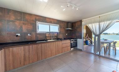 CASA 4 AMBIENTES EN VENTA SAN SEBASTIAN