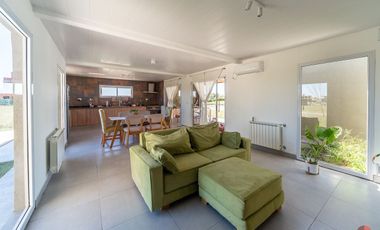 CASA 4 AMBIENTES EN VENTA SAN SEBASTIAN