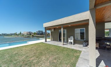 CASA 4 AMBIENTES EN VENTA SAN SEBASTIAN