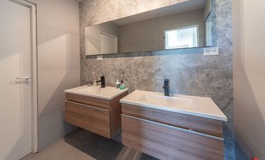 CASA 4 AMBIENTES EN VENTA SAN SEBASTIAN