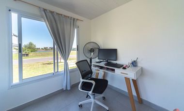CASA 4 AMBIENTES EN VENTA SAN SEBASTIAN