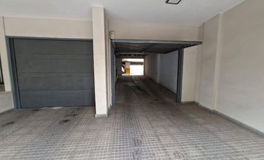 VENTA COCHERA EN B° GRAL PAZ EN EDIF MARTINICA VII