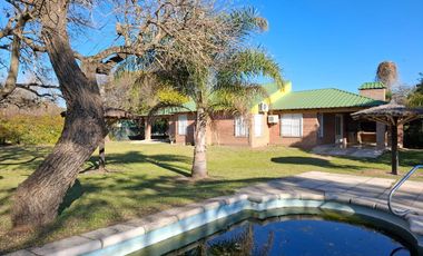 VENTA DE 2 CABAÑAS AMOBLADAS CON PILETA EN CAYASTA