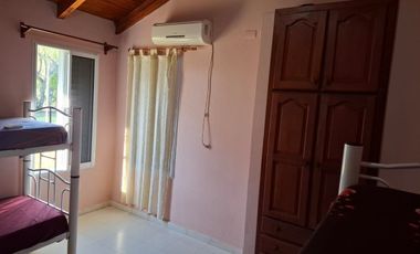 VENTA DE 2 CABAÑAS AMOBLADAS CON PILETA EN CAYASTA
