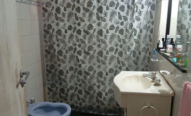 VENTA CASA 5 AMBIENTES BELLA VISTA