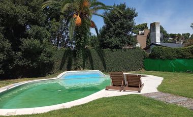 VENTA CASA 5 AMBIENTES BELLA VISTA