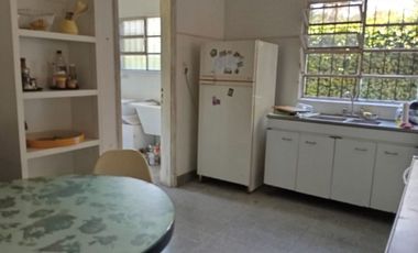 VENTA CASA 5 AMBIENTES BELLA VISTA