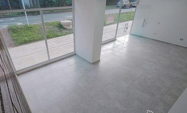 Oficina-Local en Arriendo Ubicado en Envigado Codigo 841
