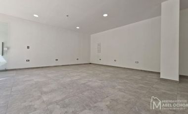 Oficina-Local en Arriendo Ubicado en Envigado Codigo 841