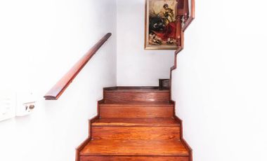 HERMOSA CASA 5 AMBIENTES lote 13,50 x 56 mts