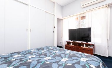 HERMOSA CASA 5 AMBIENTES lote 13,50 x 56 mts