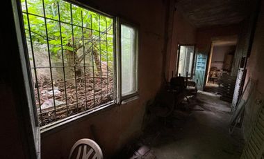 VENTA CASA A RECICLAR 4 AMB O LOTE SANTOS LUGARES